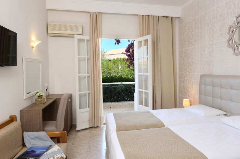 Nefeli Hotel Accommodation Nefeli Hotel Accommodation