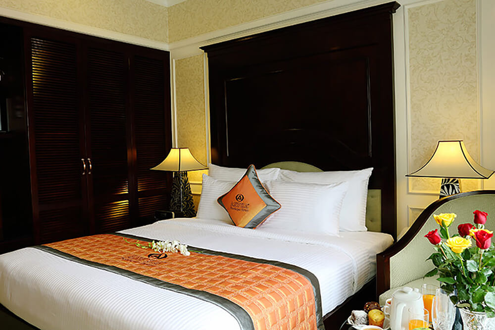 Anpha Boutique Hotel Saigon Center alt